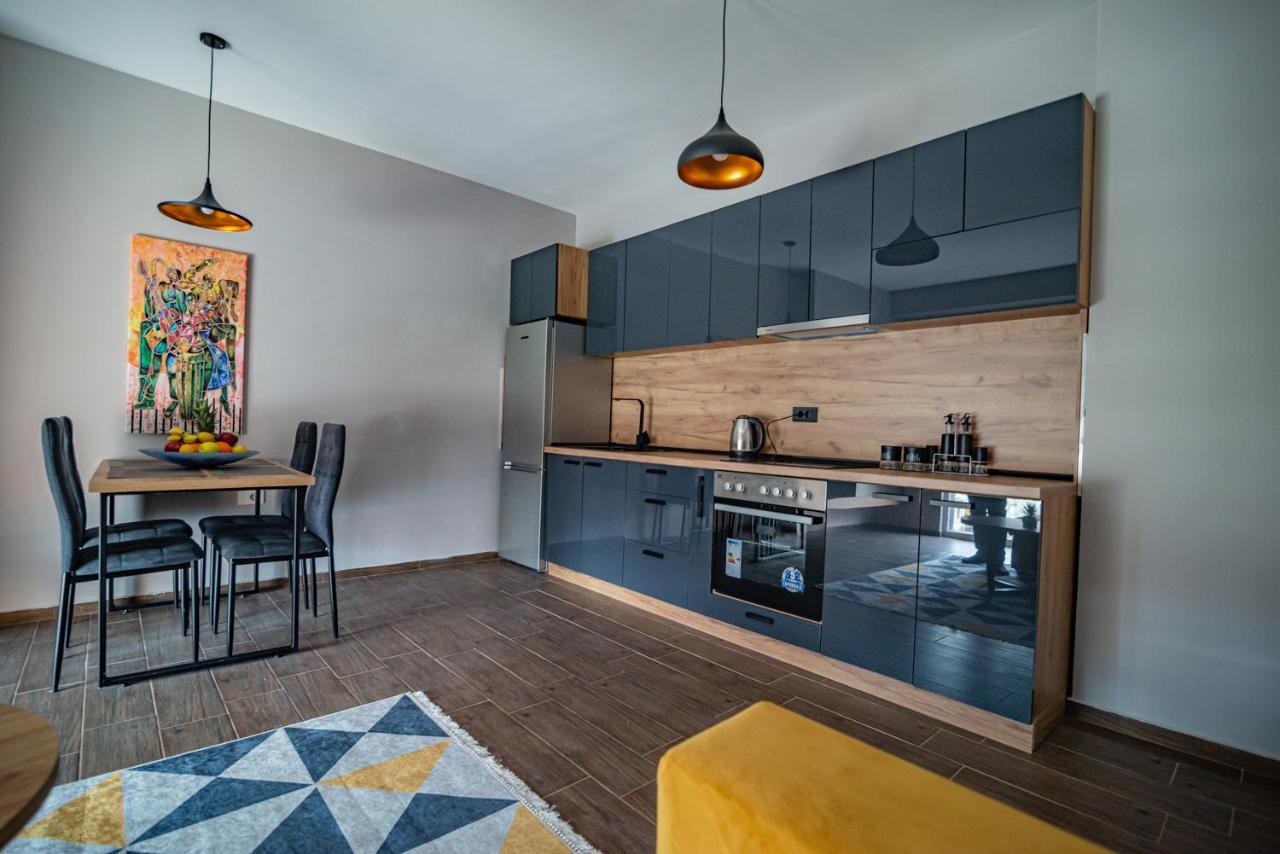 E&S Luxury Suite Apartments Ohrid Exterior photo